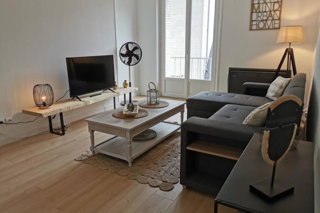Le Lorenzo - Hypercentre, Cosy Et Vue Loire Apartment *